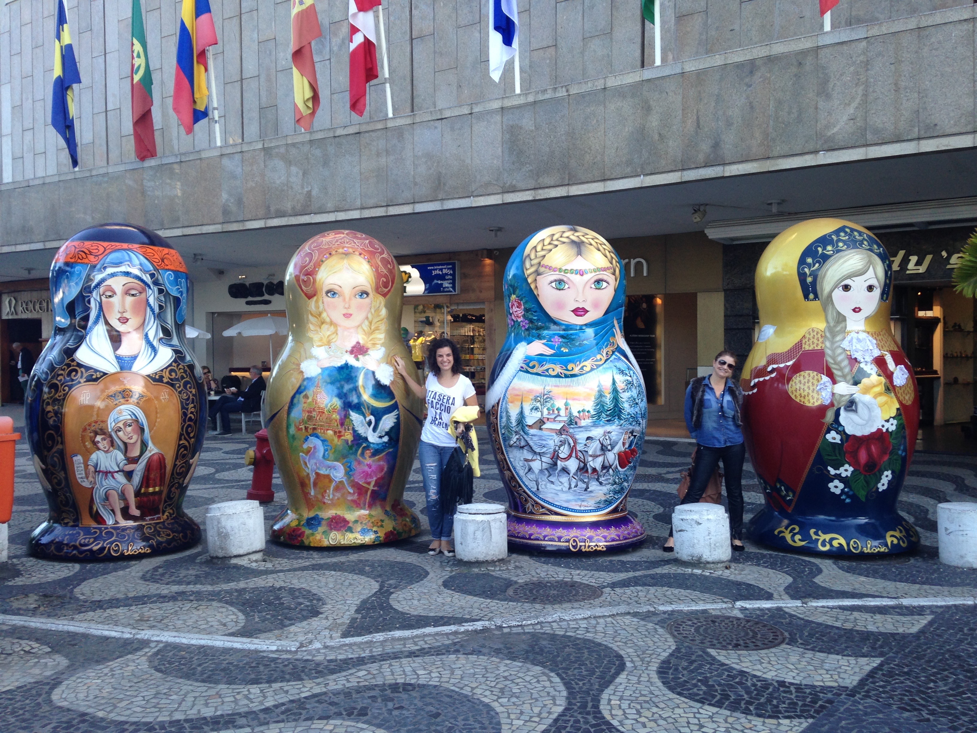 bonecas russas gigantes no Sofitel Copacana