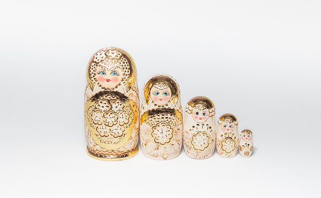 boneca russa matrioshka gold. Sofisticação, exclusividade